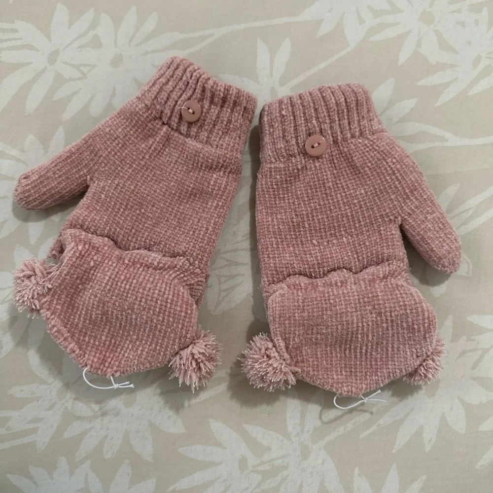 Girl Pink Mittens